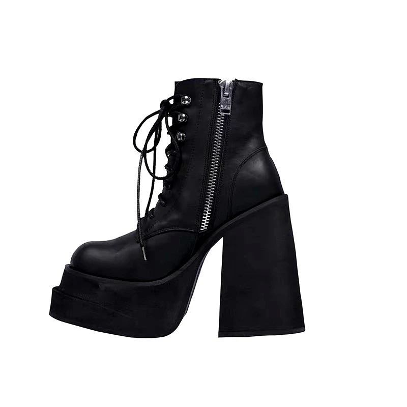 Женские ботильоны из натуральной кожи на молнии высоком каблуке и платформе |