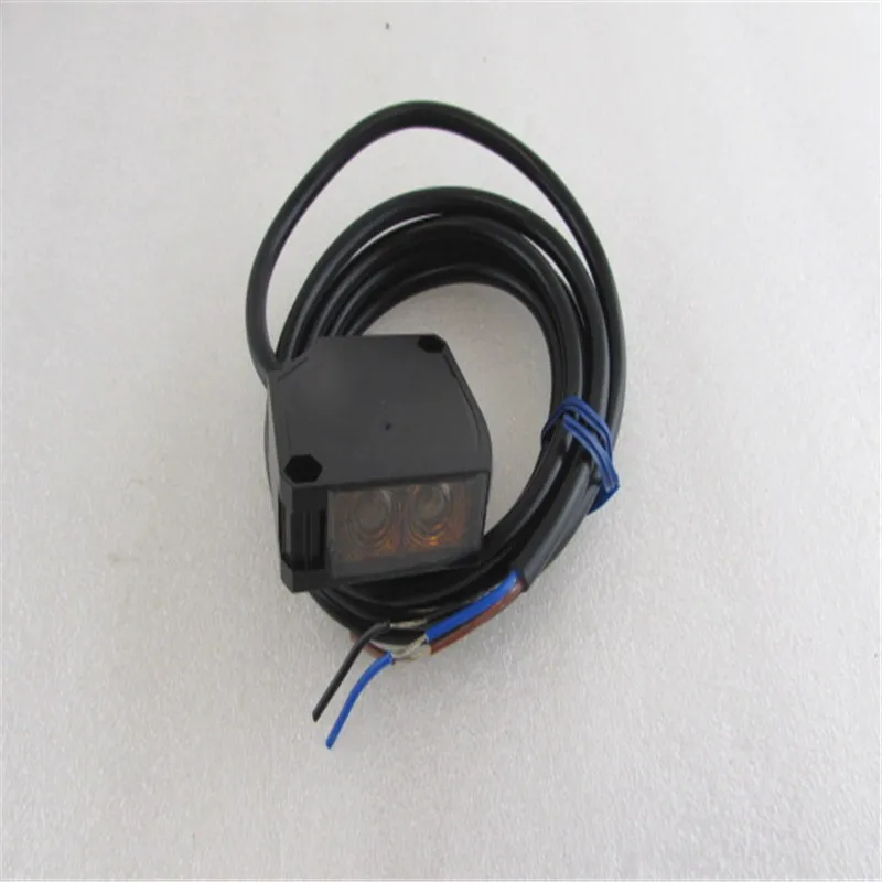 

Price discount optoelectronic sensor E2EM-X16MX1