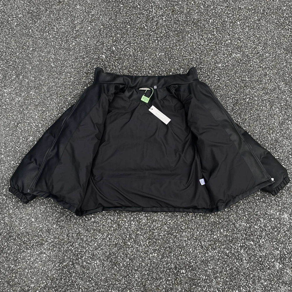 Рисунок 3 - Тяжелое пальто Kanye666