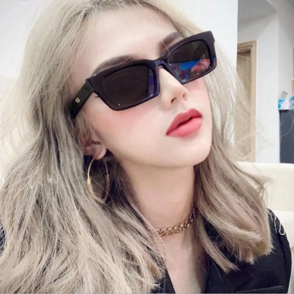 

Lunette De Soleil Femm Classic Retro Square Sunglasses Women Brand Vintage Travel Small Rectangle Sun Glasses Oculos