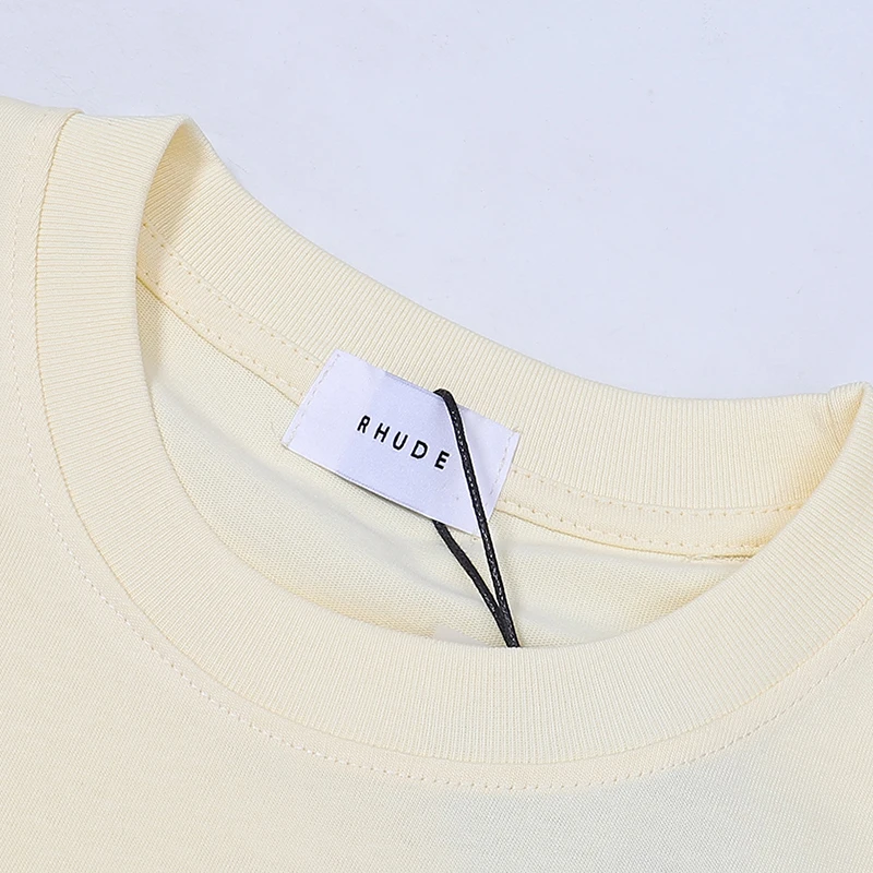 Фото Новая мужская футболка RHUDE 2026 года с коротким рукавом, в стиле ретро, с принтом, свободного кроя, повседневная, высокого качества №3