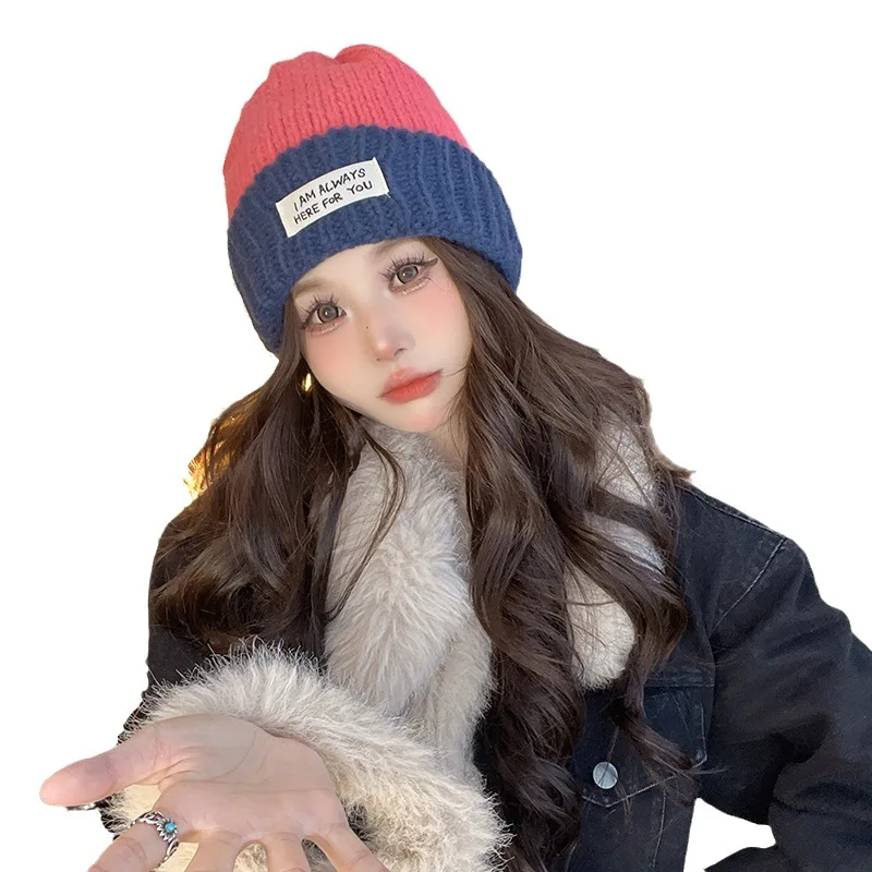 

Осенне-зимняя винтажная женская шапка, подходящая по цвету, легко сочетающаяся с ушами, теплая вязаная шапка с защитой ушей, маленькая шерстяная шапка с вьющимися краями для лица