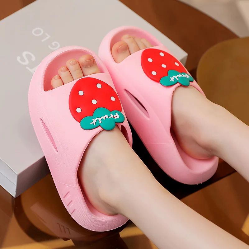 2023 Summer non-slip thickened cartoon cute girl baby bath boy children indoor children's slippers