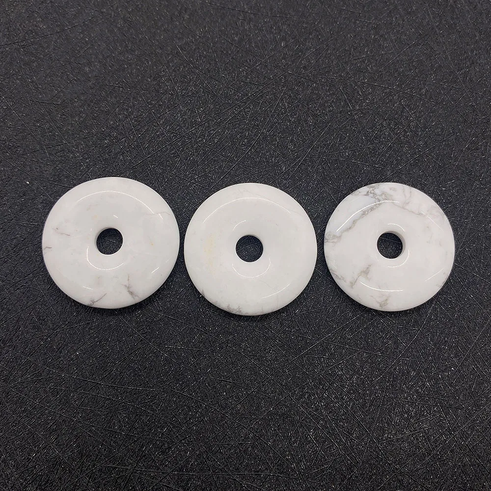 

Howlite Safety Buckle Pendant Natural Stone White Pine Stone Amulet 25mm Beads for Jewelry DIY Making Necklace Charms Accessory