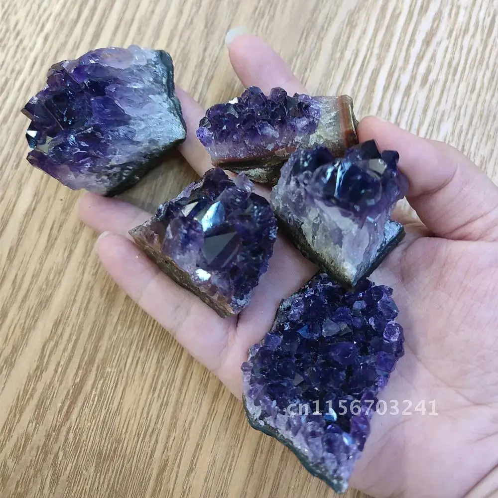 Женский кристаллический кварцевый камень точечный энергетический минеральный