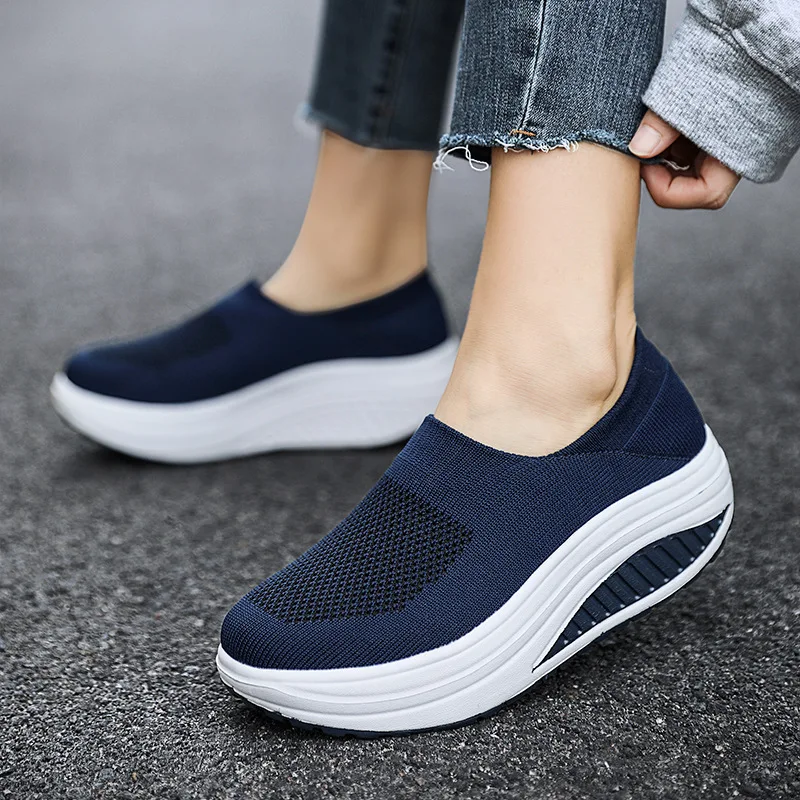 

New Platform Sneakers for Women Mesh Lightweight Female Flat Tennis Shoes Woman Thick Bottom Slip-On Loafers Mom Walking Shoes