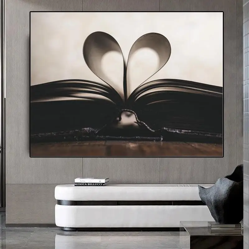 

Retro Wall Art Book Pages Folding Love Heart Shaped Canvas Painting Simple Poster and Print Home Decor For Living Room Bedroom