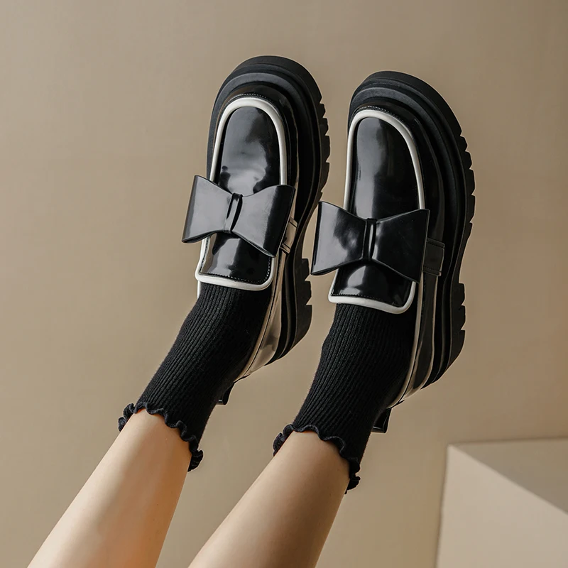 

Туфли-лодочки женские из натуральной кожи, на толстой подошве, размеры 34-39