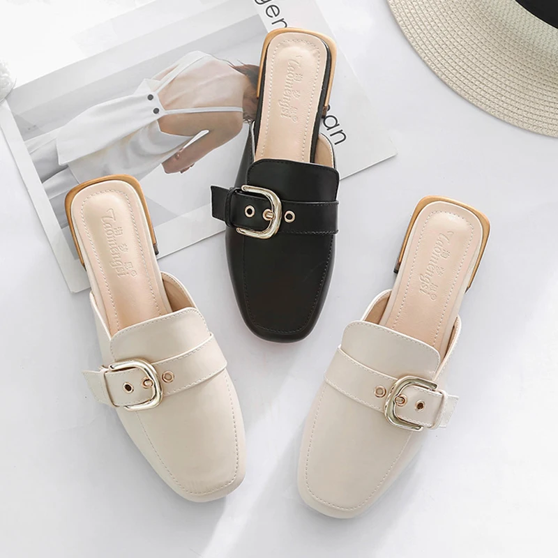 

Мюли женские с закрытым носком и заклепками, Повседневные тапочки, сланцы, низкий квадратный каблук, роскошные Шлепанцы из кожи с квадратны...