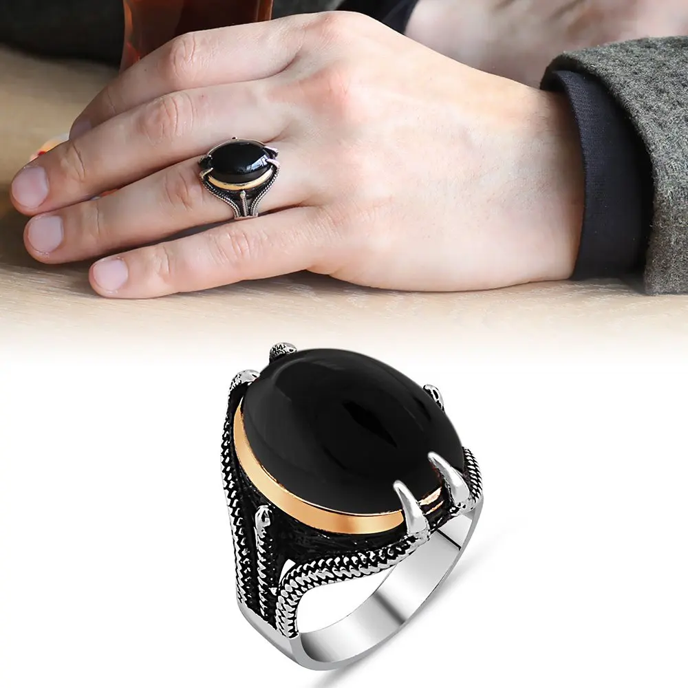 

Мужское серебряное кольцо с фианитом и черным ониксом