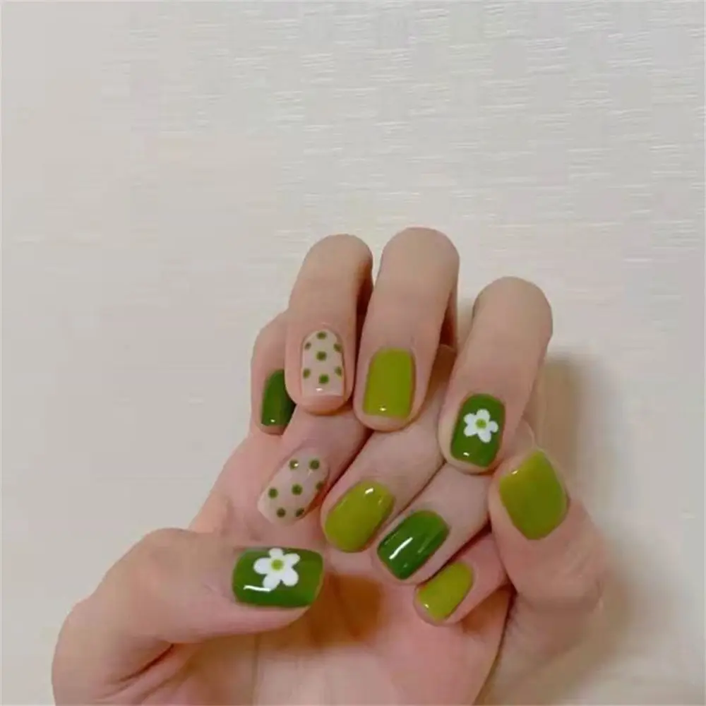 

24pcs/box Cute Full Cover False Nails Detachable Nail Decorations Short Artificial Fake Nails