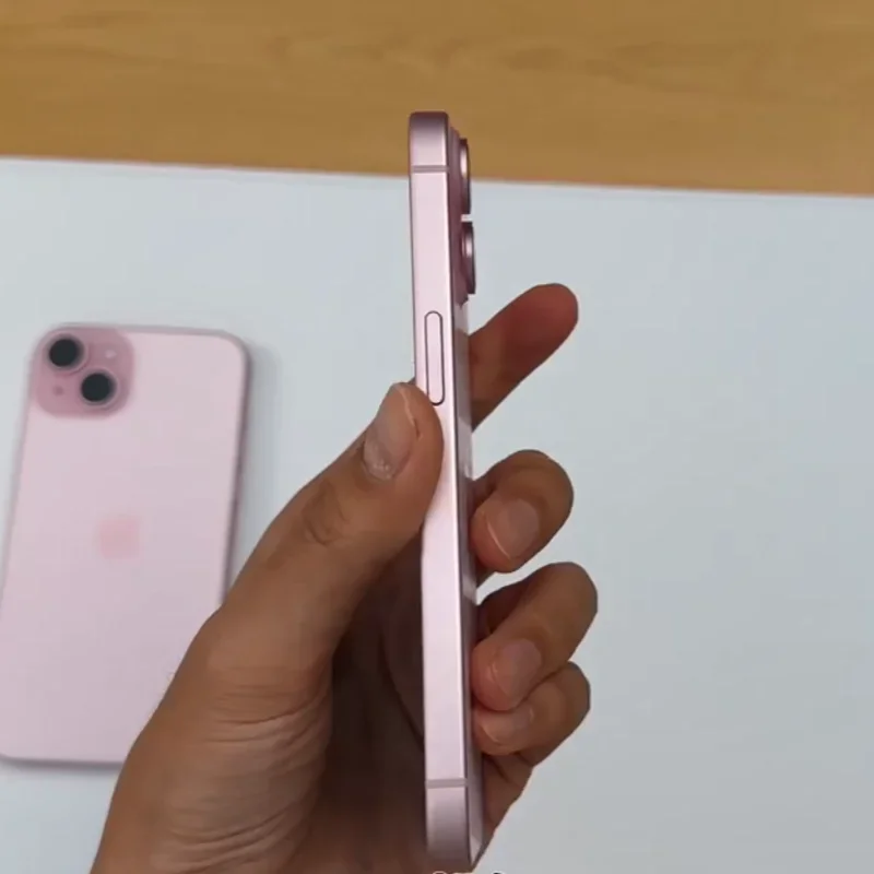 Фото Оригинальный Apple iPhone 15 Physical SIM 6 ГБ ОЗУ 128 ГБ/256 ГБ ПЗУ IOS 6,1 'OLED Face ID NFC A16, используемый мобильный смартфон iPhone15 №4