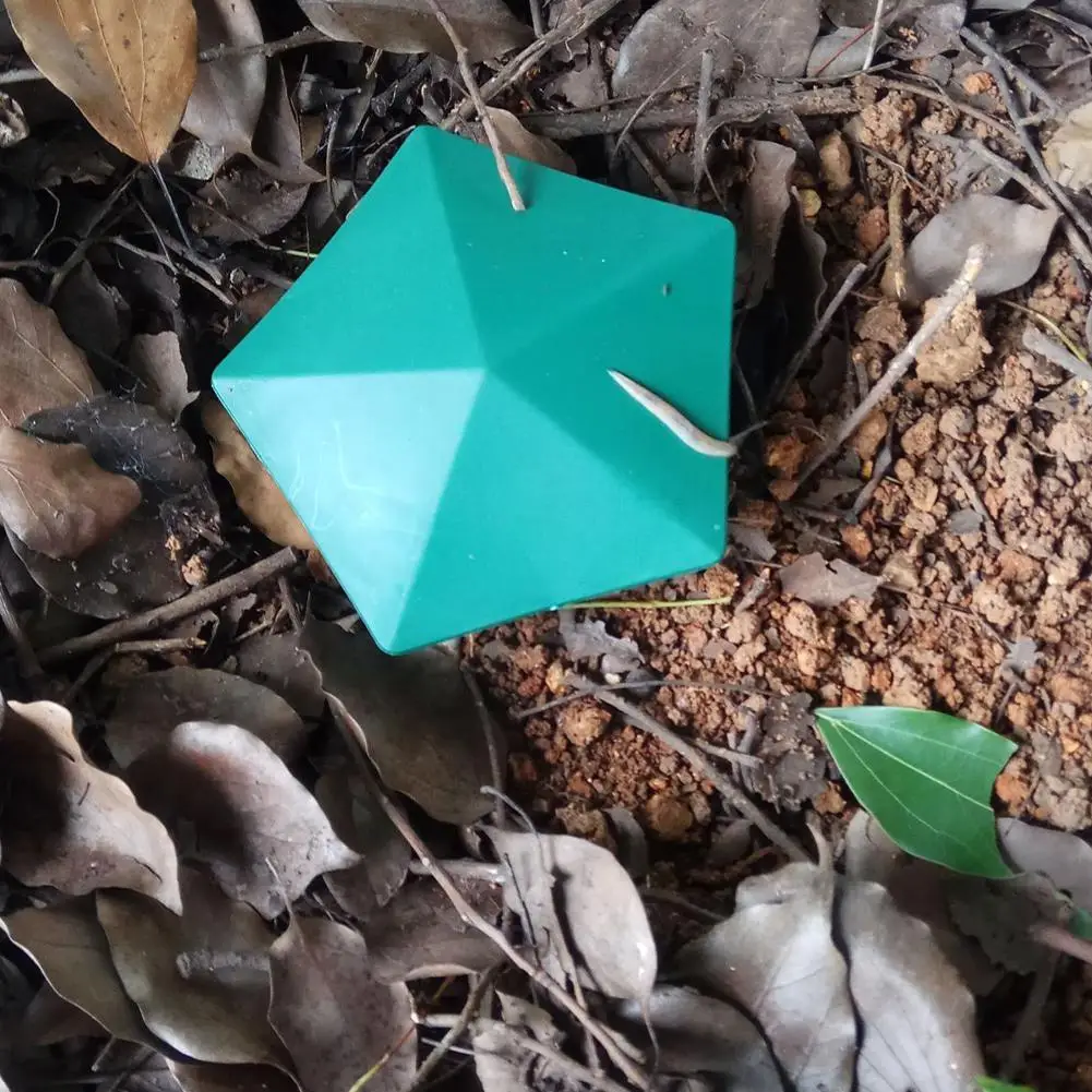 Ловушка пластиковая для улитки многоразовая приманка в виде S Z9T4 |