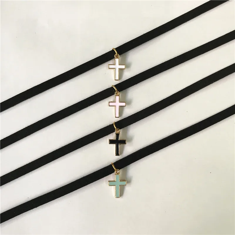 Женское готическое ожерелье с крестиком