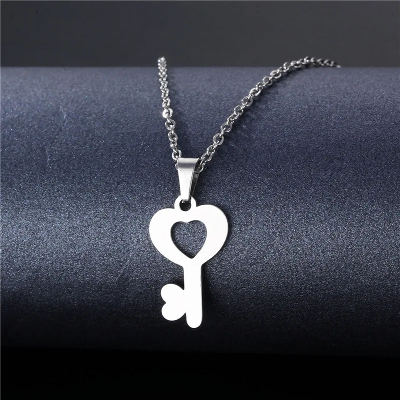 

Stainless Steel Necklace For Women Lover's Fashion Key Pendant Clavicle Necklaces Valentine's Day Gift Card Jewelry