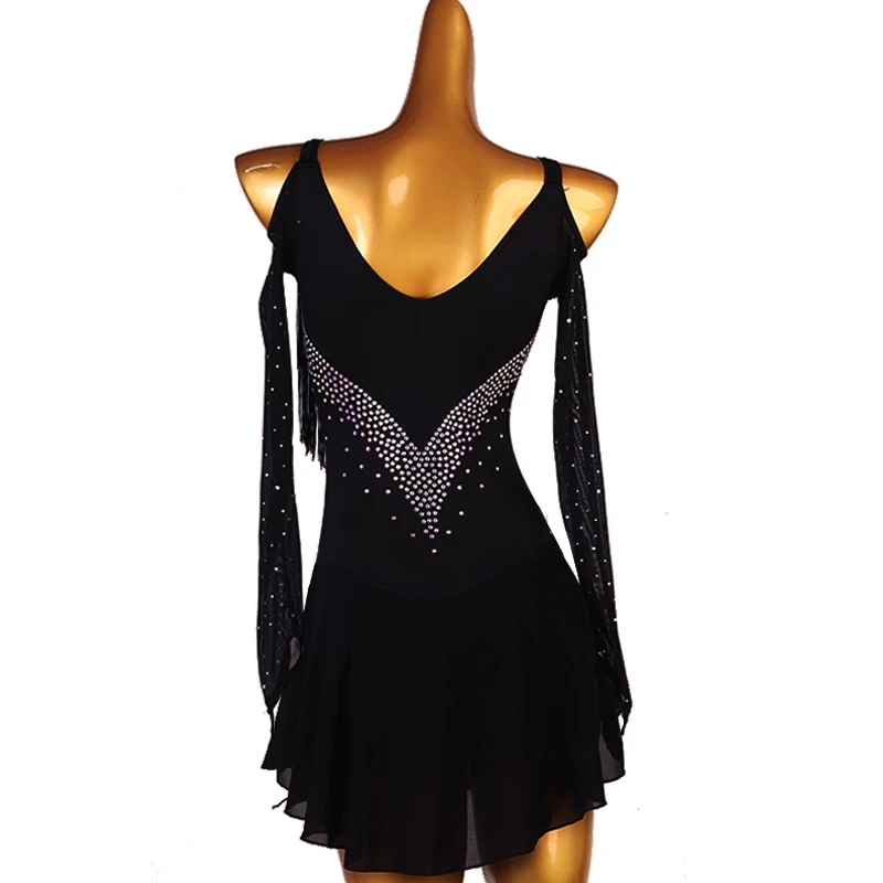 Черное платье для фигурного катания с кристаллами женское на коньках