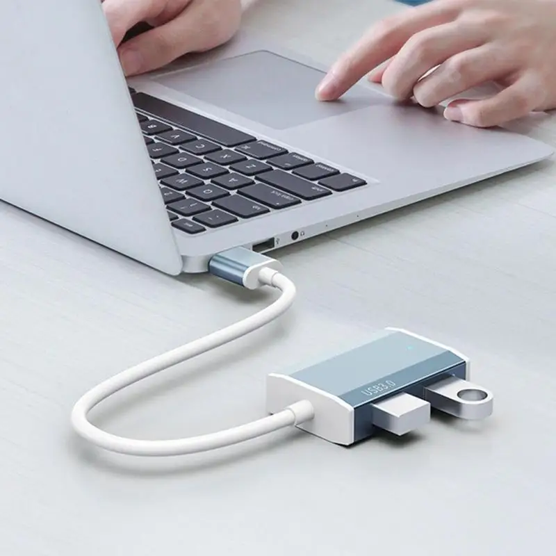 

Док-станция 4 в 1 стандарта USB Type-C