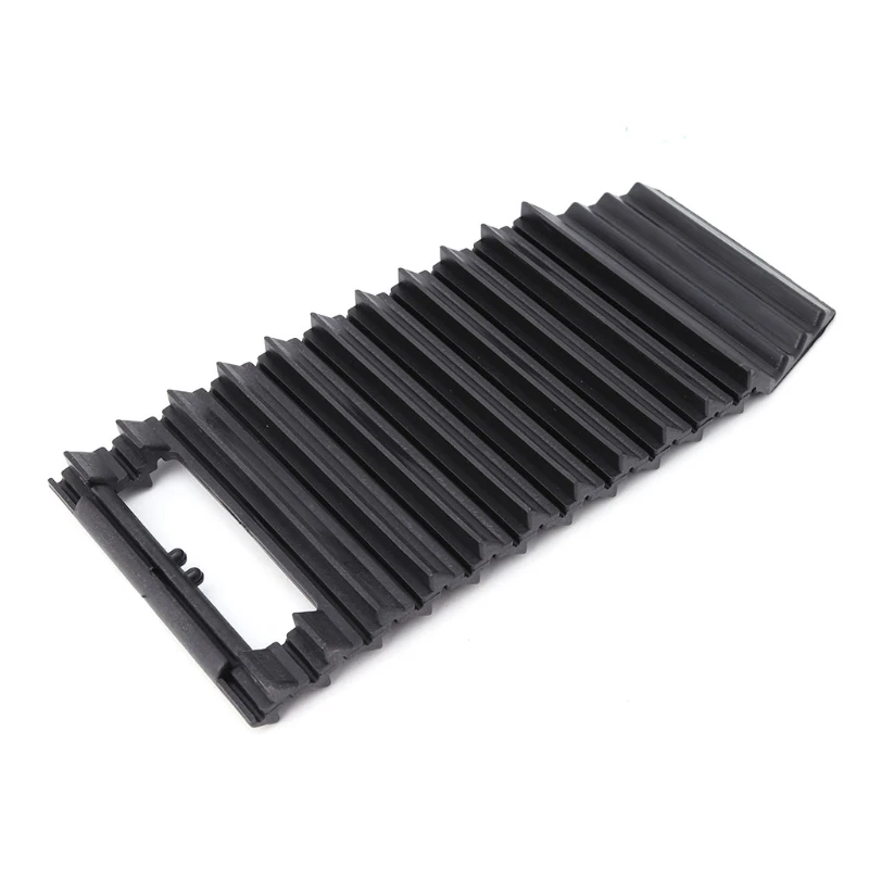 

Противоскользящий коврик для снега в автомобиле