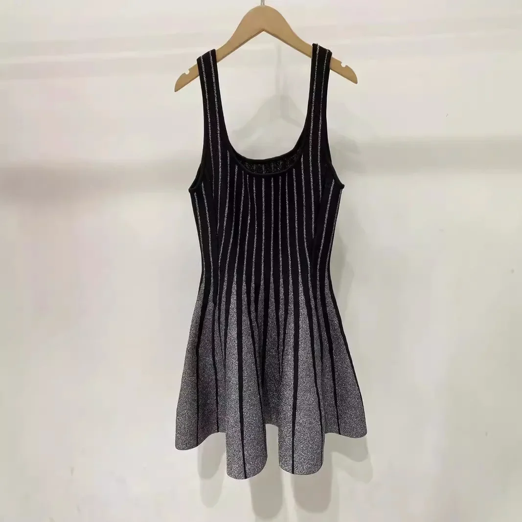 M французская ниша 2024 осенне-зимняя мода тонкая юбка в вертикальную полоску с