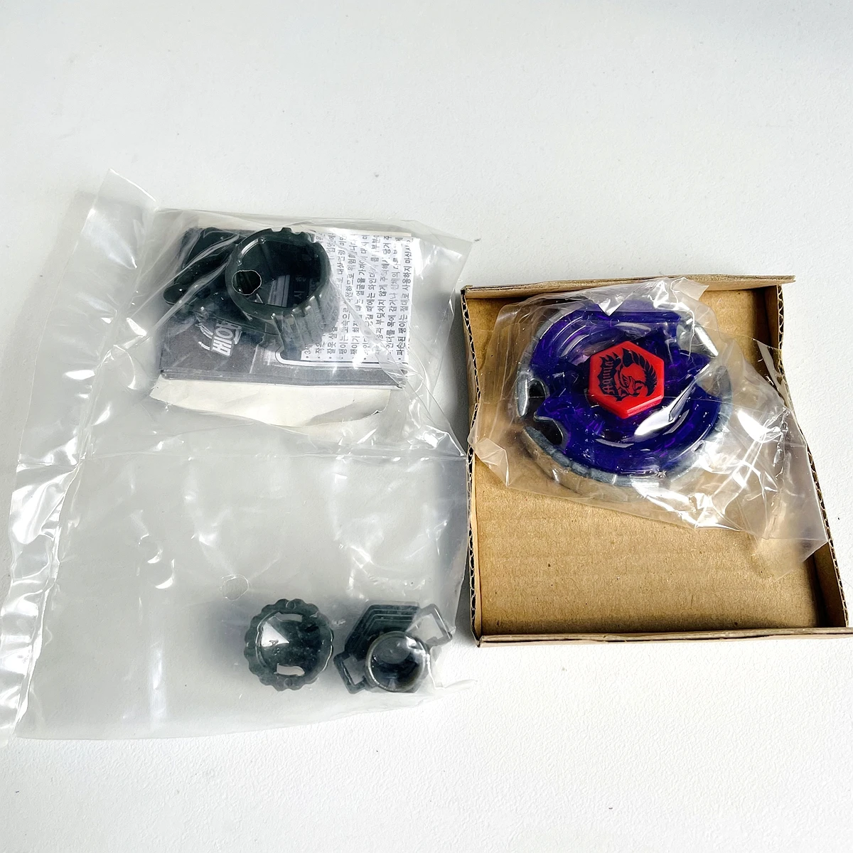 Металлический волчок TAKARA TOMY BB47 01 Battle Earth Aquila / Eagle