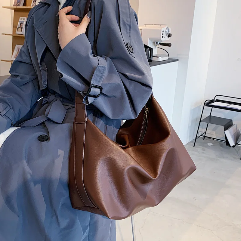 

Новинка 2023, трендовая красная сумка-тоут в сеточку, модная Роскошная высококачественная повседневная простая сумка-мессенджер на одно плечо, Вместительная женская сумка