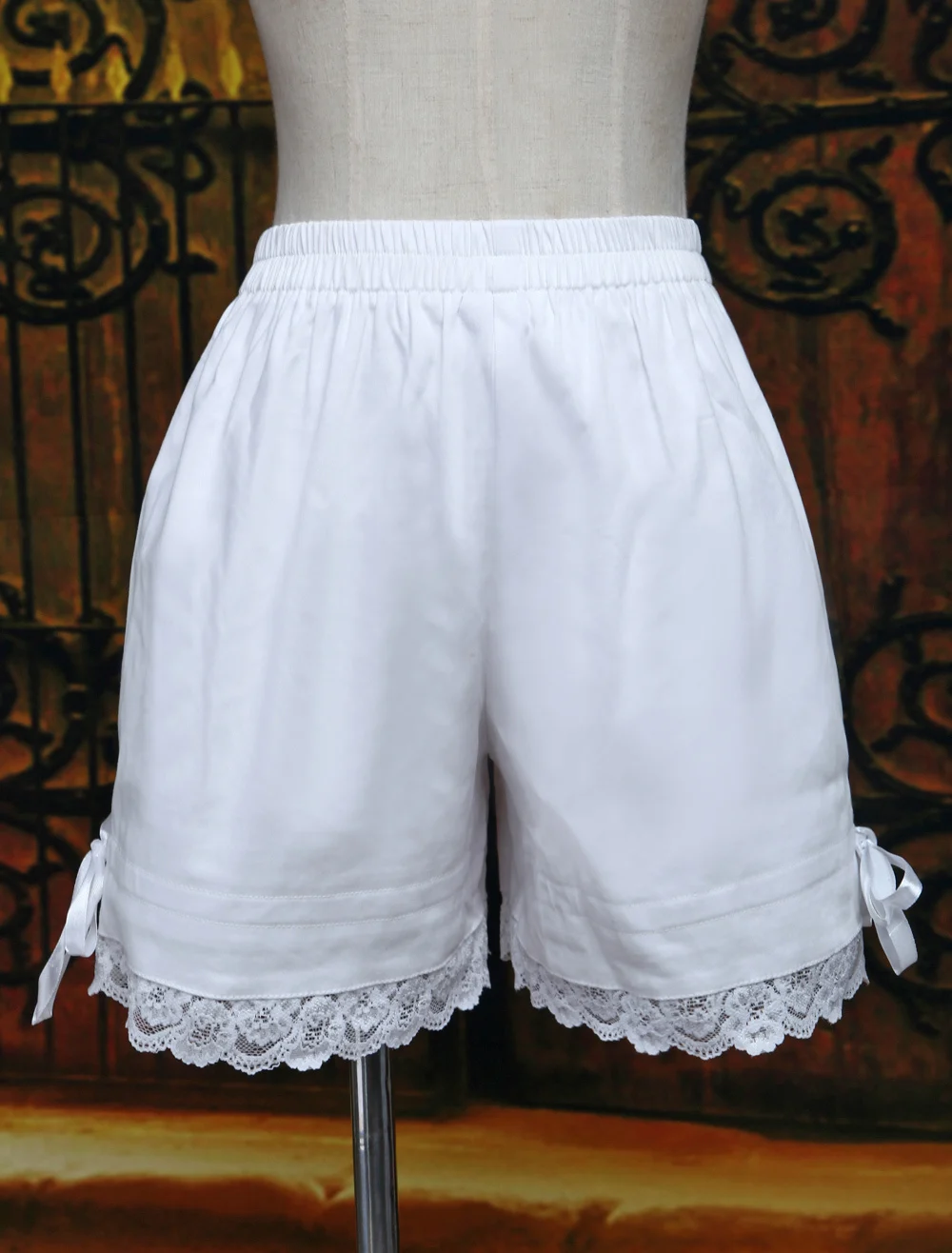 Girls White Sweet School Students Lace Bow Cotton Lolita Shorts