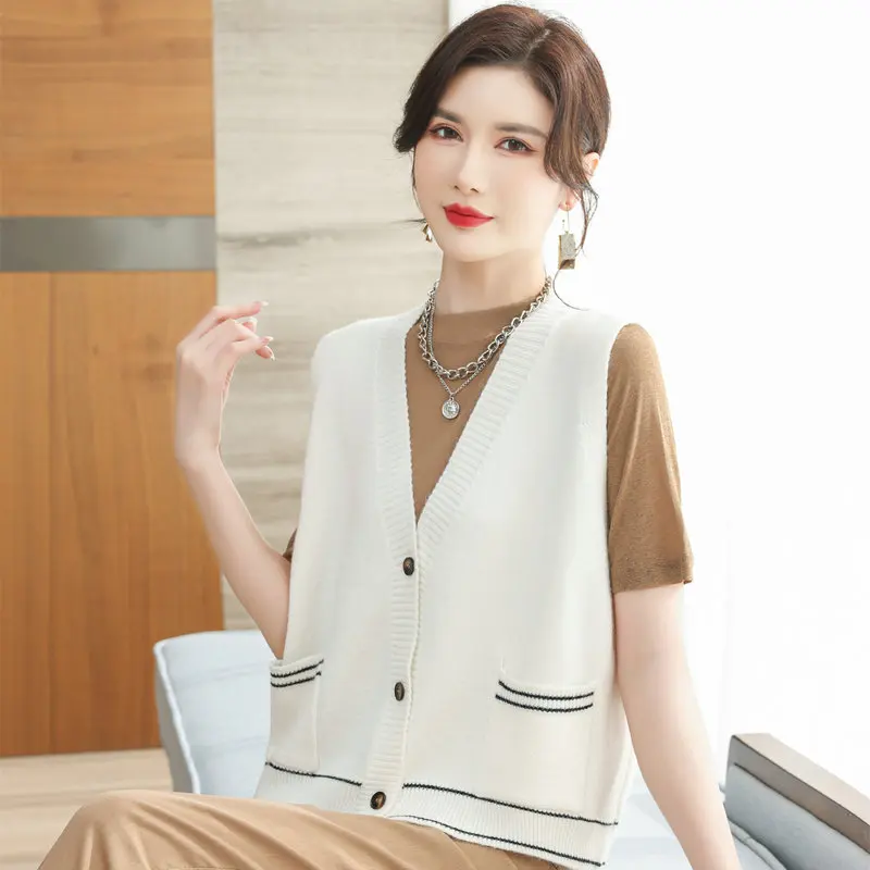 

2022 Autumn Women V-Neck Knitted Vest White Blue Coffee Black Warm Soft Sleeveless Sweaters Single-Brested Waistcoat Knitwear