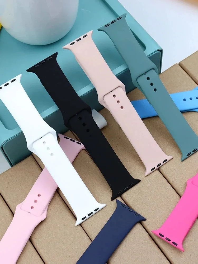 

Silicone Strap For Apple Watch Band 44mm 40mm 45mm 41mm 49mm 42mm 38mm 44 45 mm bracelet iwatch series 7 se 3 4 5 6 8 Ultra band