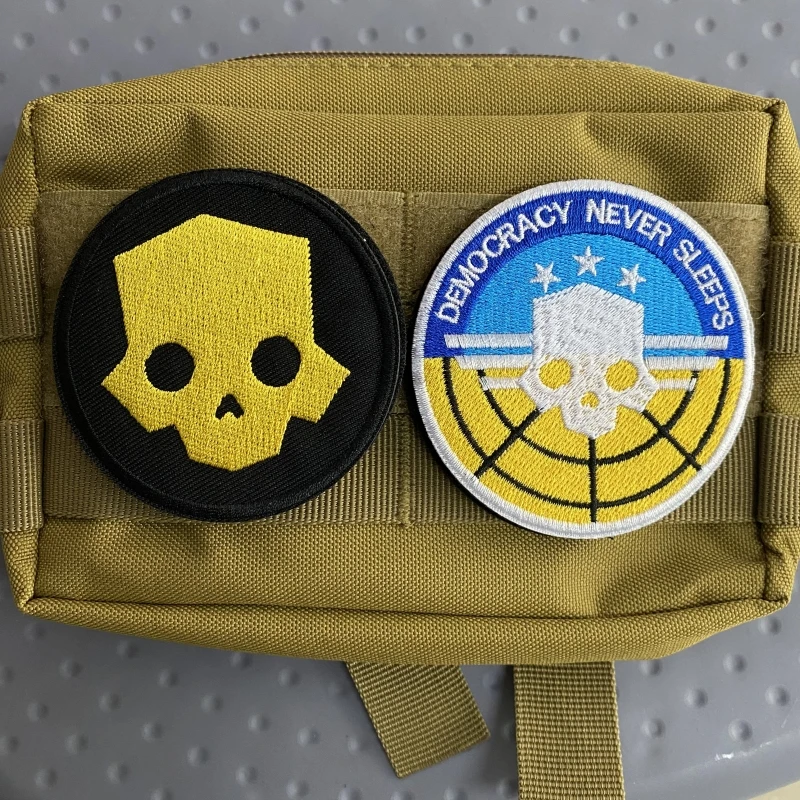 Наклейки из ткани с вышивкой в виде картины изображением драгоценных камней