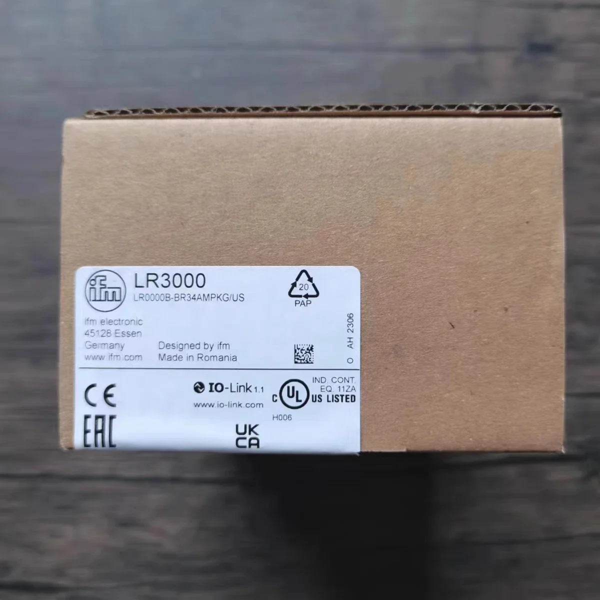 Новый оригинальный датчик IFM LR3000 бесплатная доставка