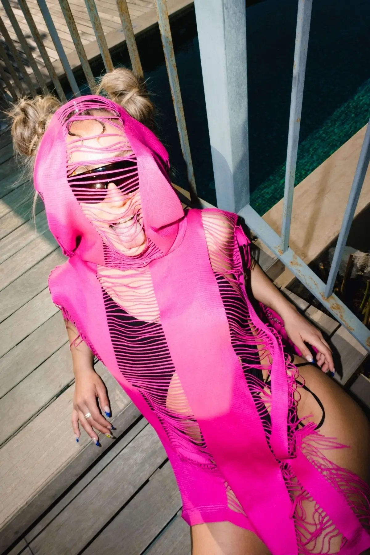 Рисунок 5 - Женское парео розовое парео купальник