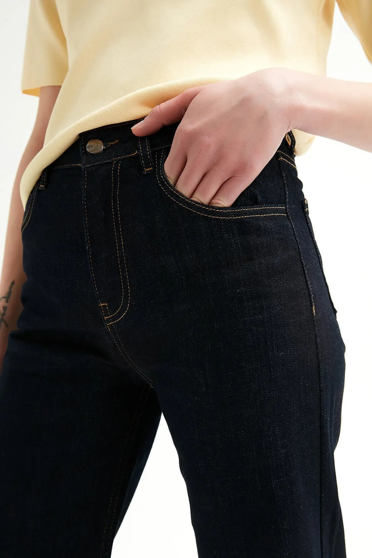 

Spanish Leg High Waist Jean Women Jeans 2021