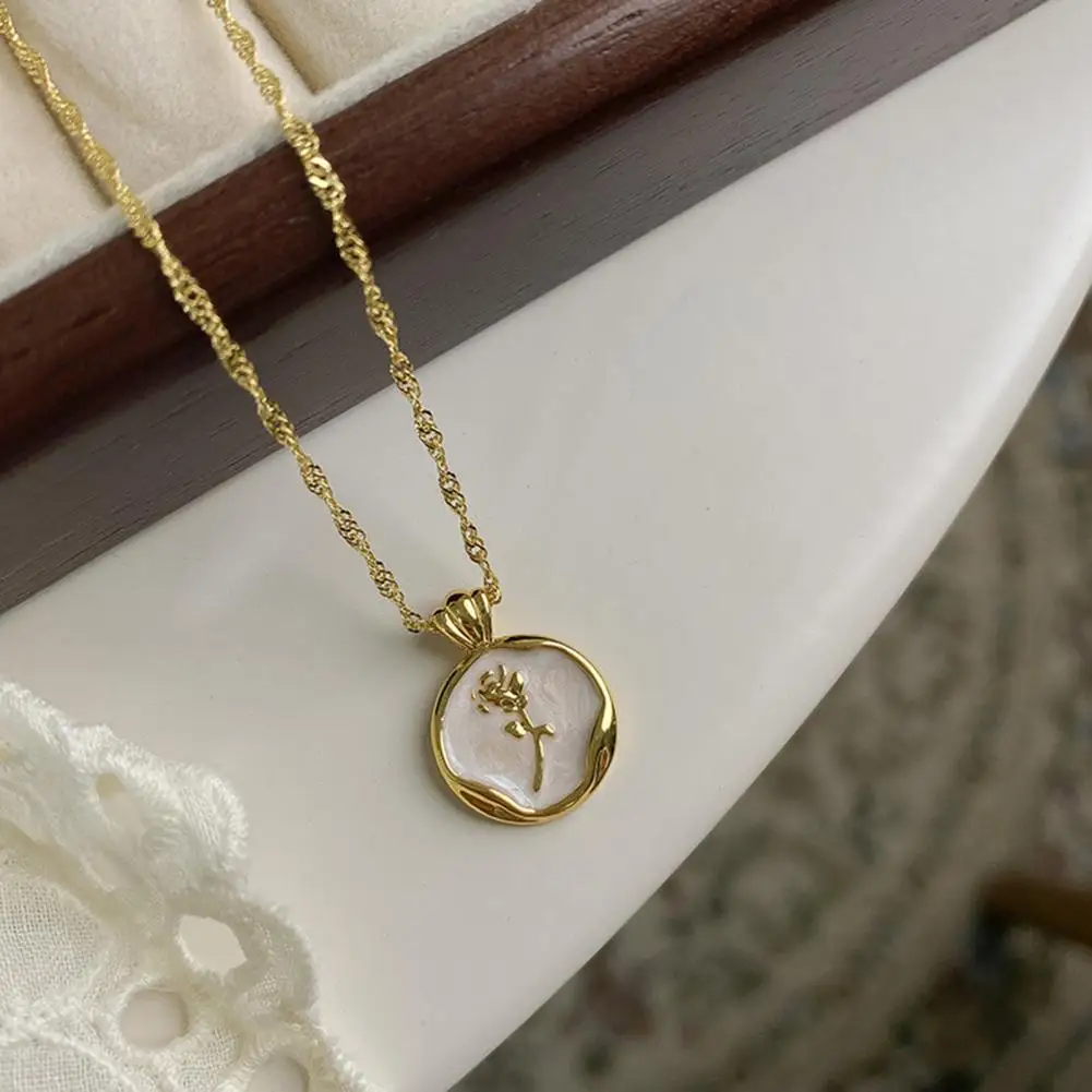 

Pendant Necklace Trendy Noble Elegant Shiny Faux Pearl Ladies Necklace Dance Party Supplies Female Necklace Women Necklace