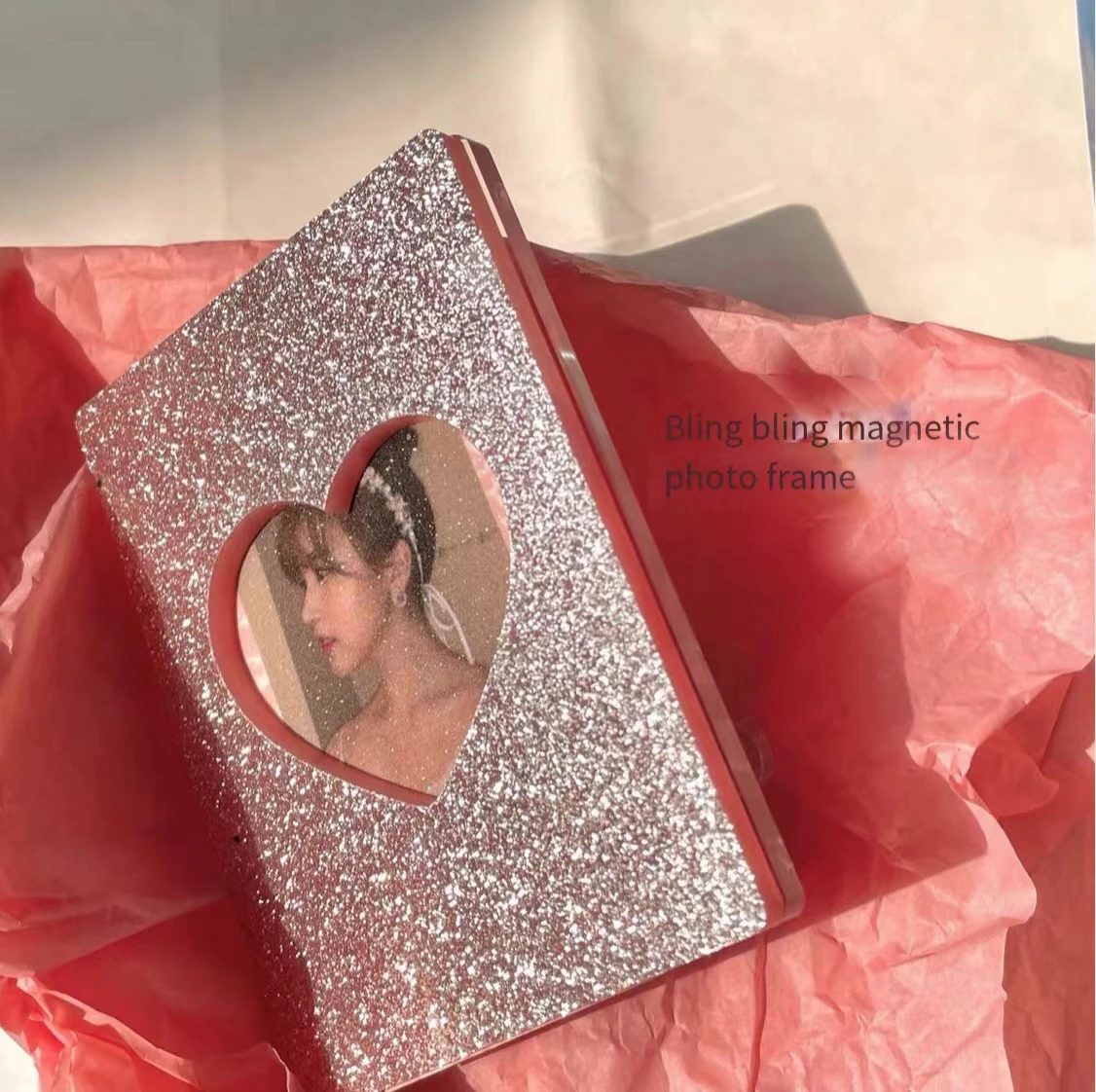 Акриловая трехдюймовая фоторамка Love |