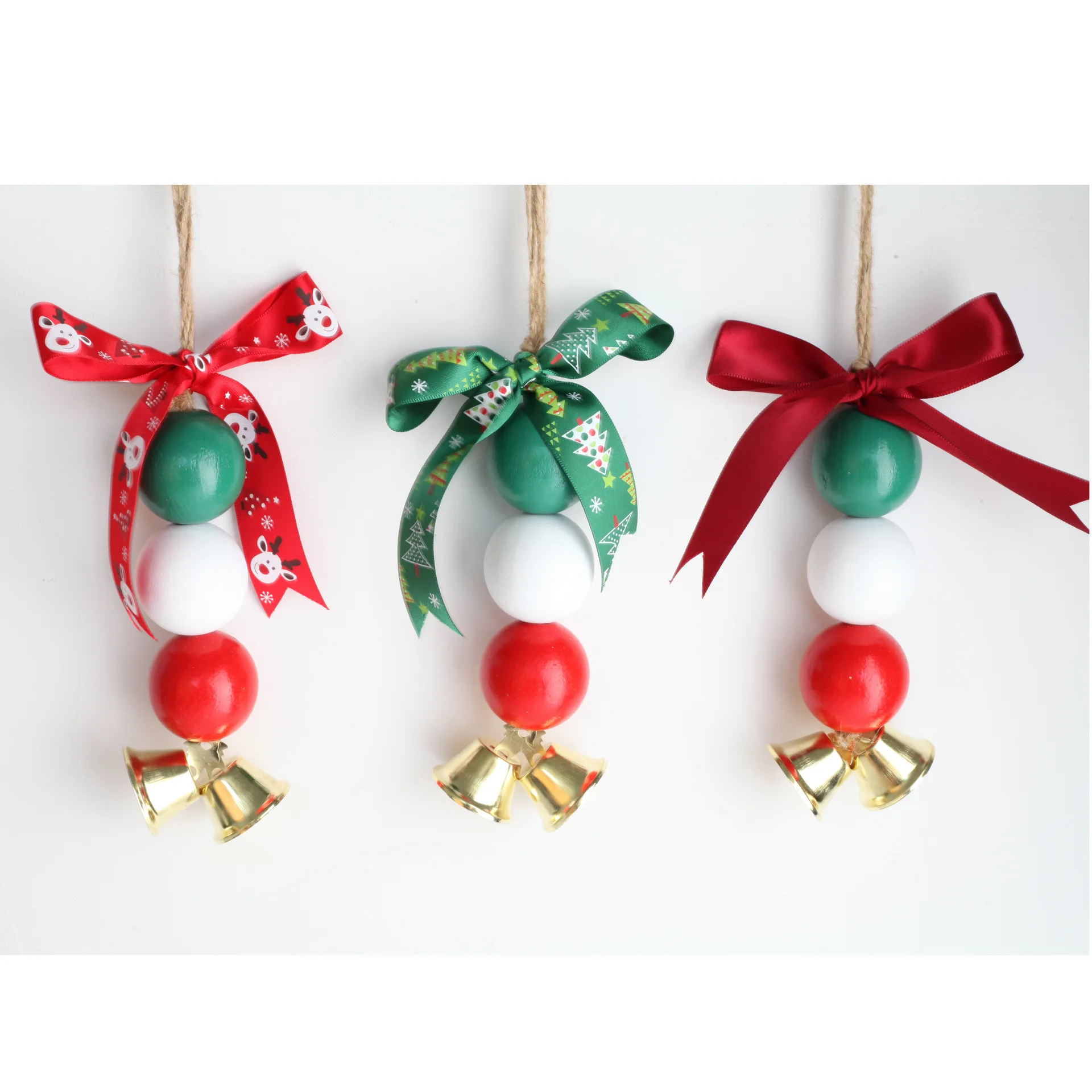 

Декоративный галстук-бабочка с рождественскими колокольчиками, подвесные аксессуары для рождественской елки, галстук-бабочка в красно-зеленую полоску для создания атмосферы