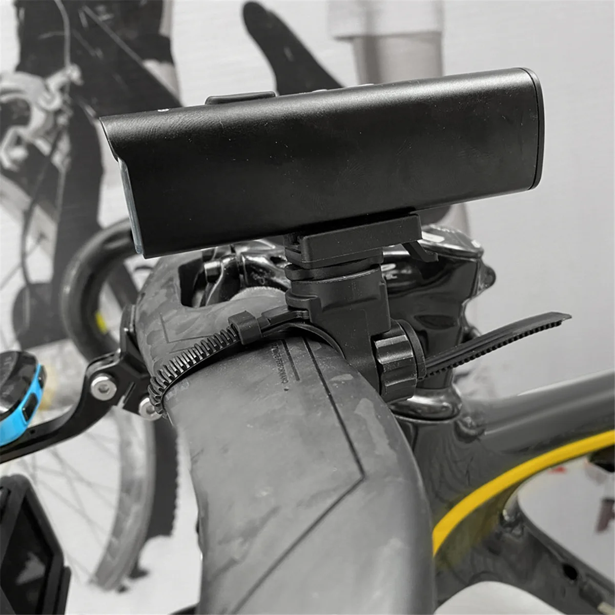 Велосипедный фонарь для велосипеда 2022 GaCIROn V20s V9cp 550 800 400 люмен держатель передней