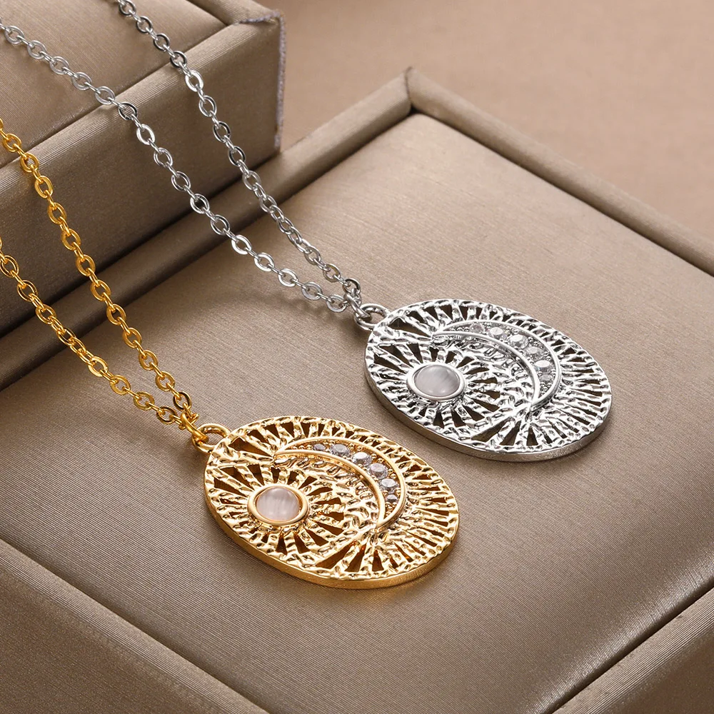 

Retro Circular Sun And Moon Pendant Man Necklace For Women Stainless Steel Necklace Copper Pendant Fashion Jewelry Accessories