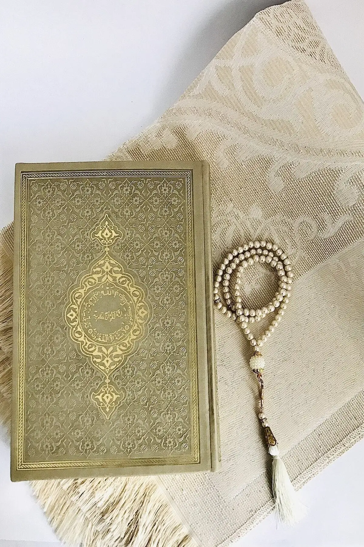 Medium Size (16X24 Cm) Thermo Leather Holy Quran Mink, Prayer Mat, Pearl Rosary Set