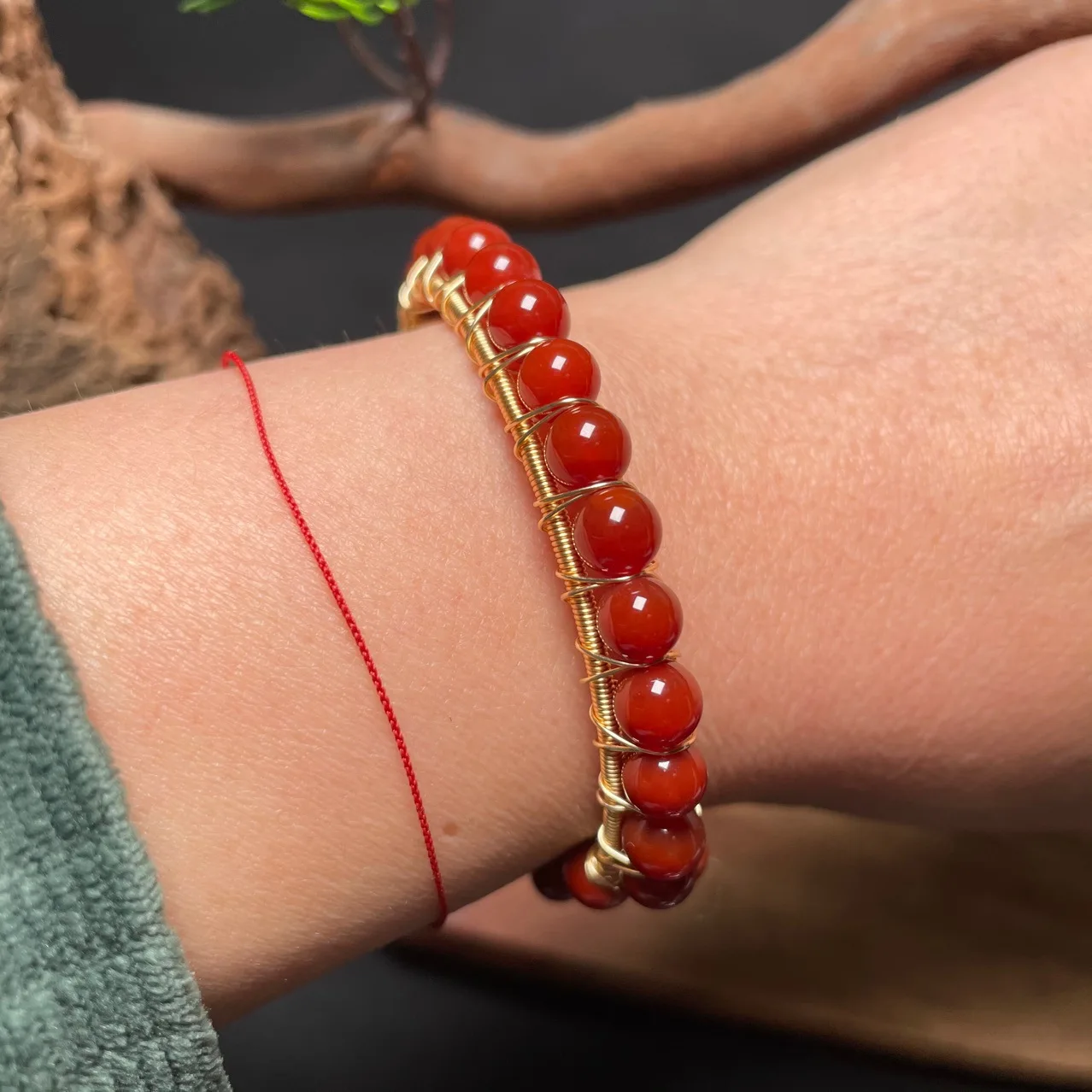 

Красный нефритовый браслет из бисера Роскошные Дизайнерские Браслеты халцедон талисманы очаровательные Модные Винтажные серебряные нату...