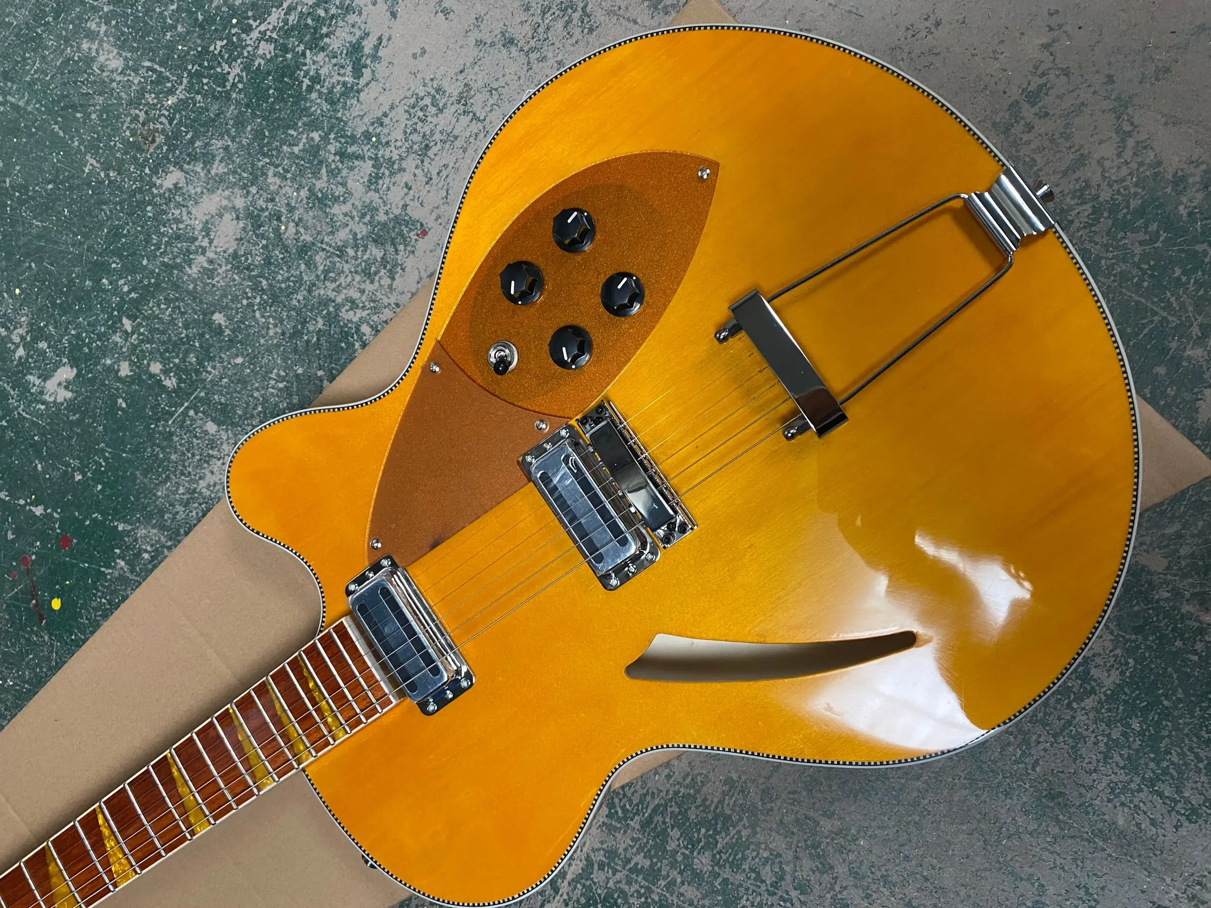 

Custom 6 Strings 360 330 Semi Hollow Body yellow Electric Guitar Single F Hole, Rosewood Fingerboard, Triangle Inlay, Five Knobs