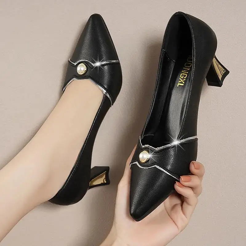 

Туфли Cresfimix женские классические, на квадратном каблуке, с ремешком с пряжкой, черные, из искусственной кожи, B6129