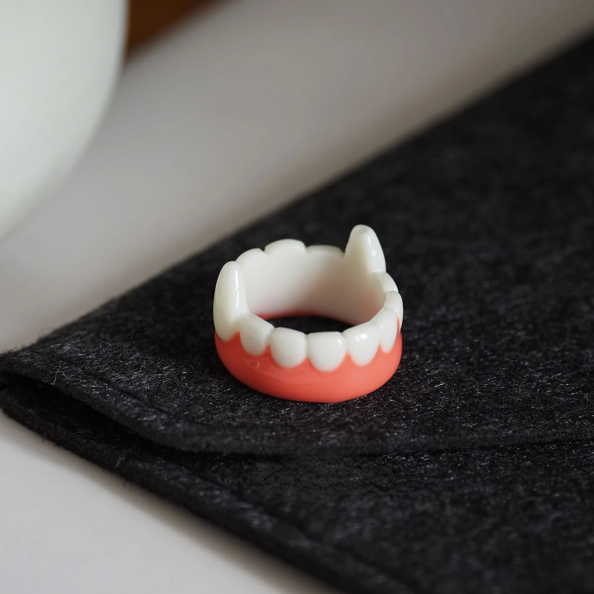 

New 2023 Vintage Fashion Hip-hop Simulated Teeth Ring Unisex Punk Open Ring Banquet Jewelry Accessories Gift