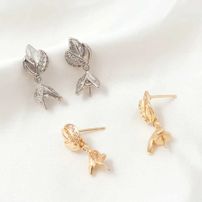 Сережки-иглы из медного золота 14к с цирконием