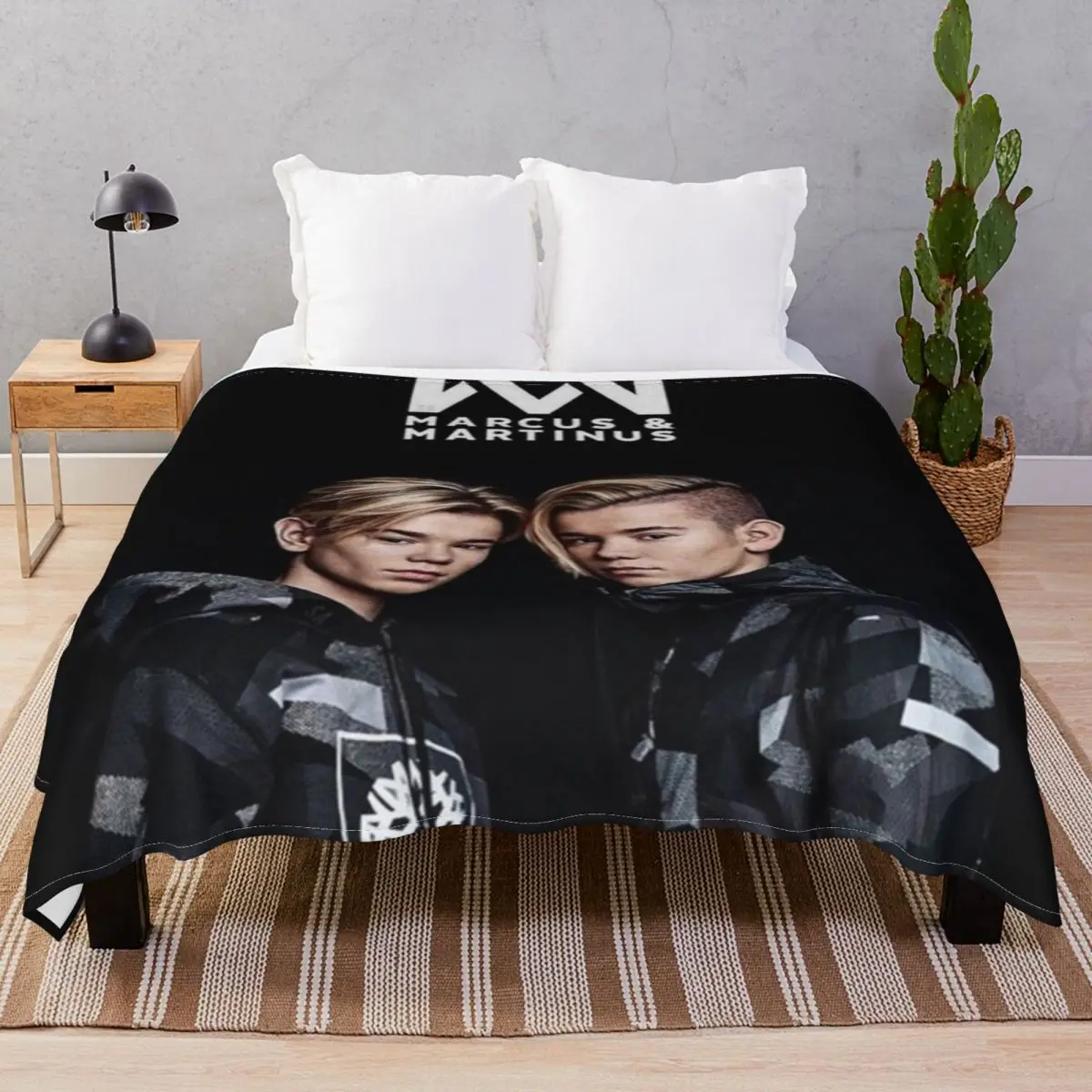 

M&M Boy Blanket Flannel Spring Autumn Fluffy Throw Blankets for Bedding Home Couch Travel Office