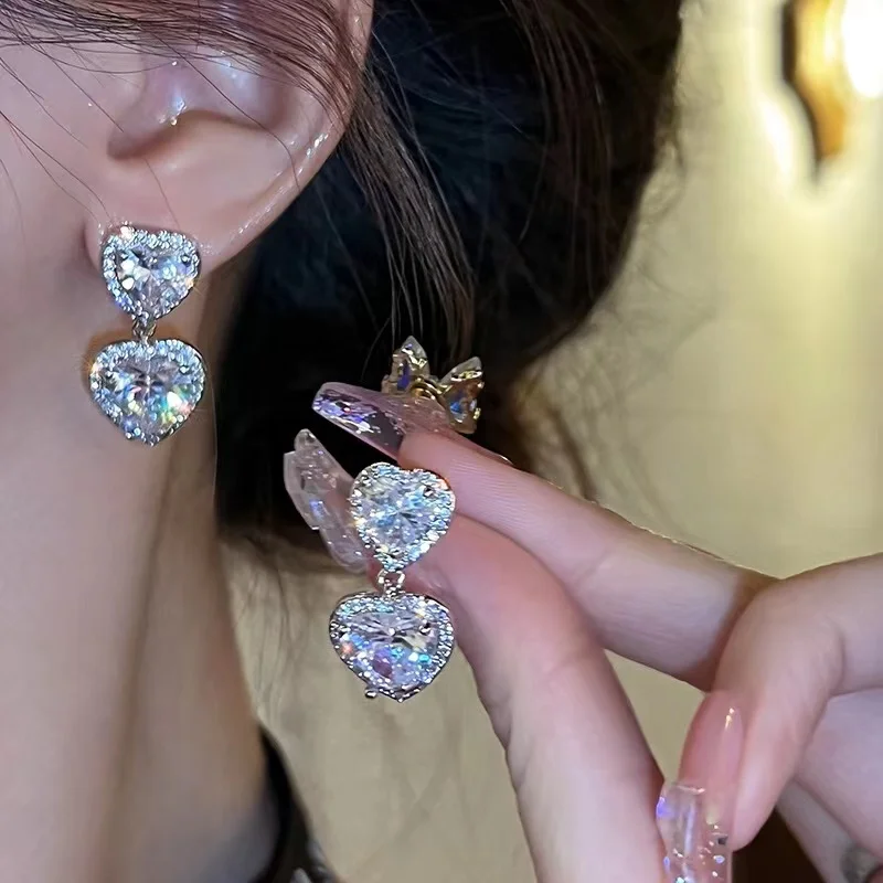 

Korean Fashion Rhinestone Love Pendant Earstuds Exquisite Crystal Pendant Jewelry Women's Party