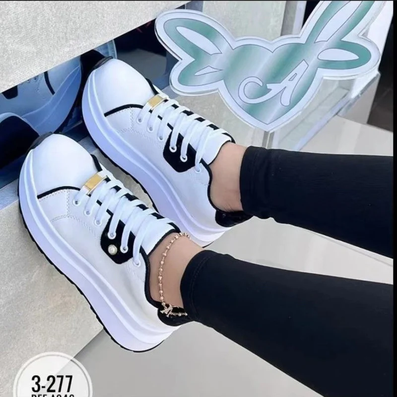 

The New Fashion Platform Shoes for Women 2023 Comfortable Non-slip Women Boots Casual Flats Designer Shoes Chunky Sneakers