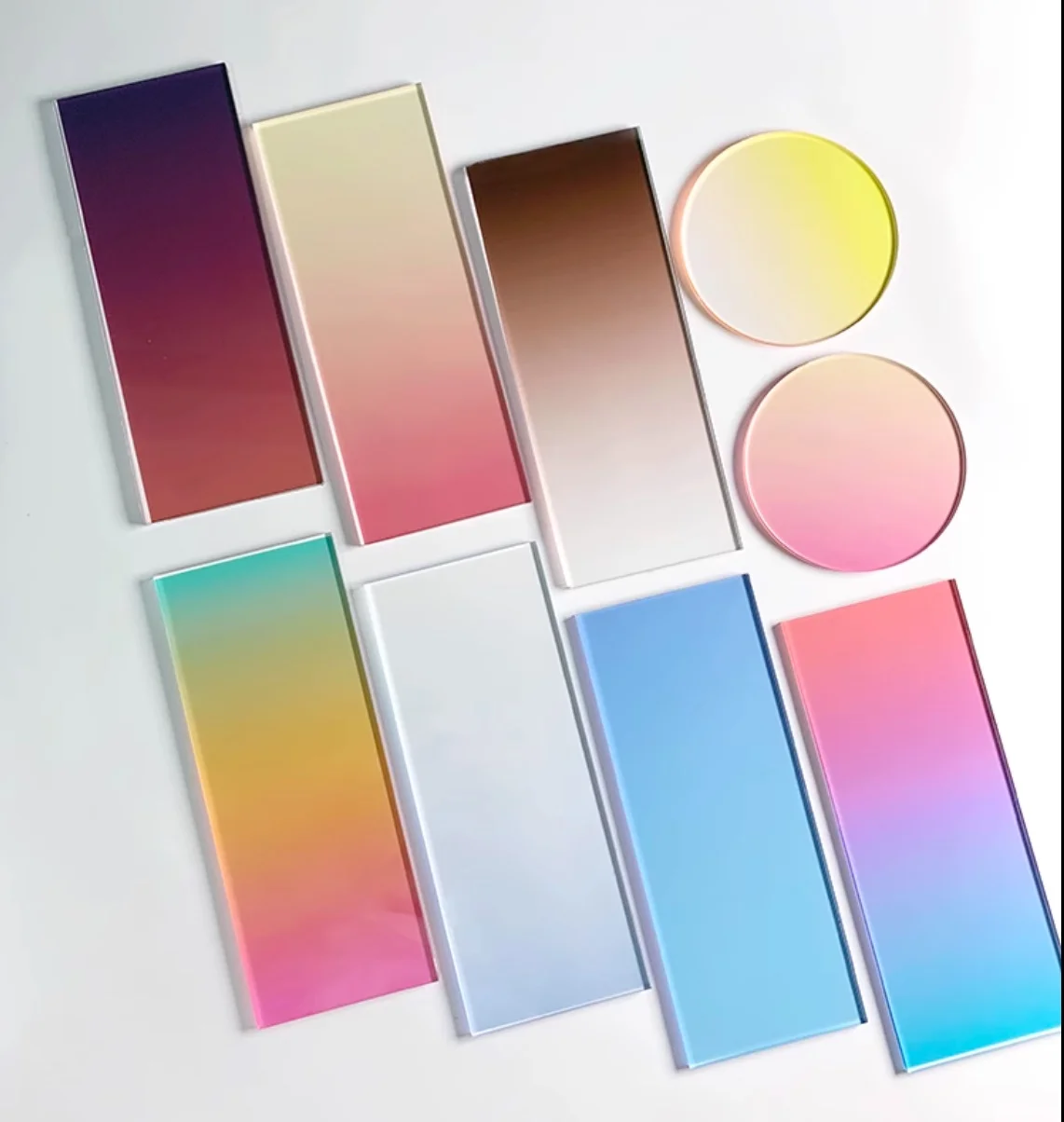 

Customized-Frosted transparent gradient acrylic board with dazzling colors