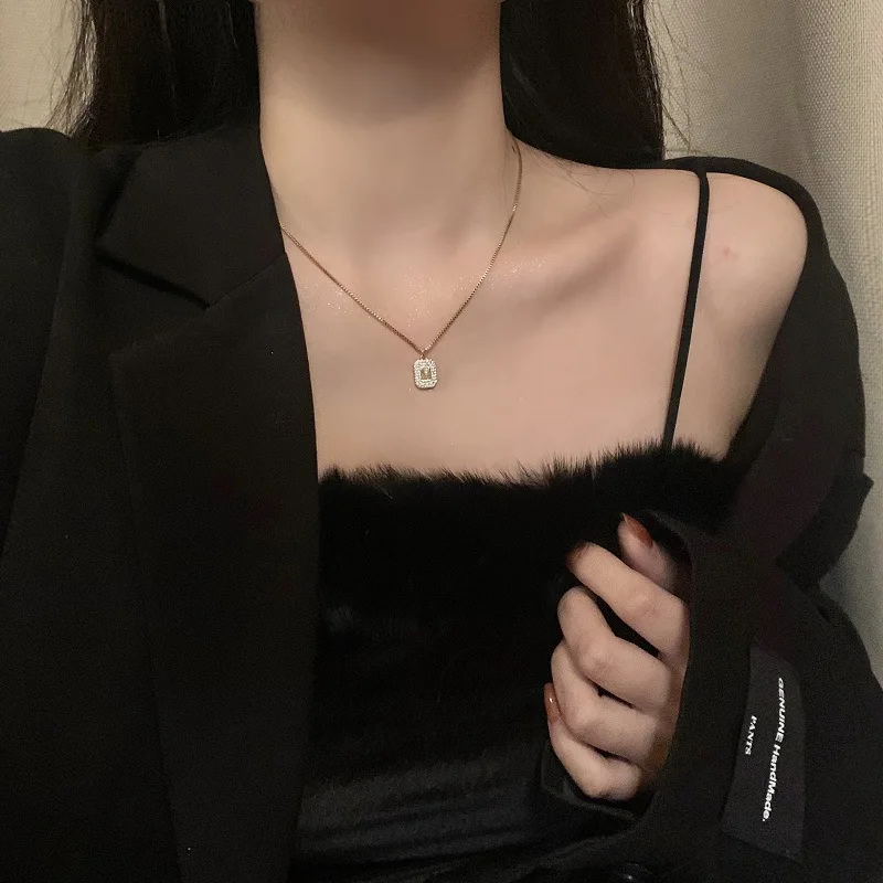 97 Shop Diamond Letter Necklace Women New Simple Temperament Choker Light Luxury Pendant |
