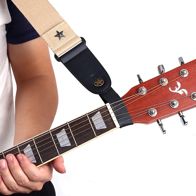 Держатель для гитары. Strap locks» на акустической гитаре. Ремень для гитары акустической классической. Держатель для гитары настенный. Крепление для ремня гитары.