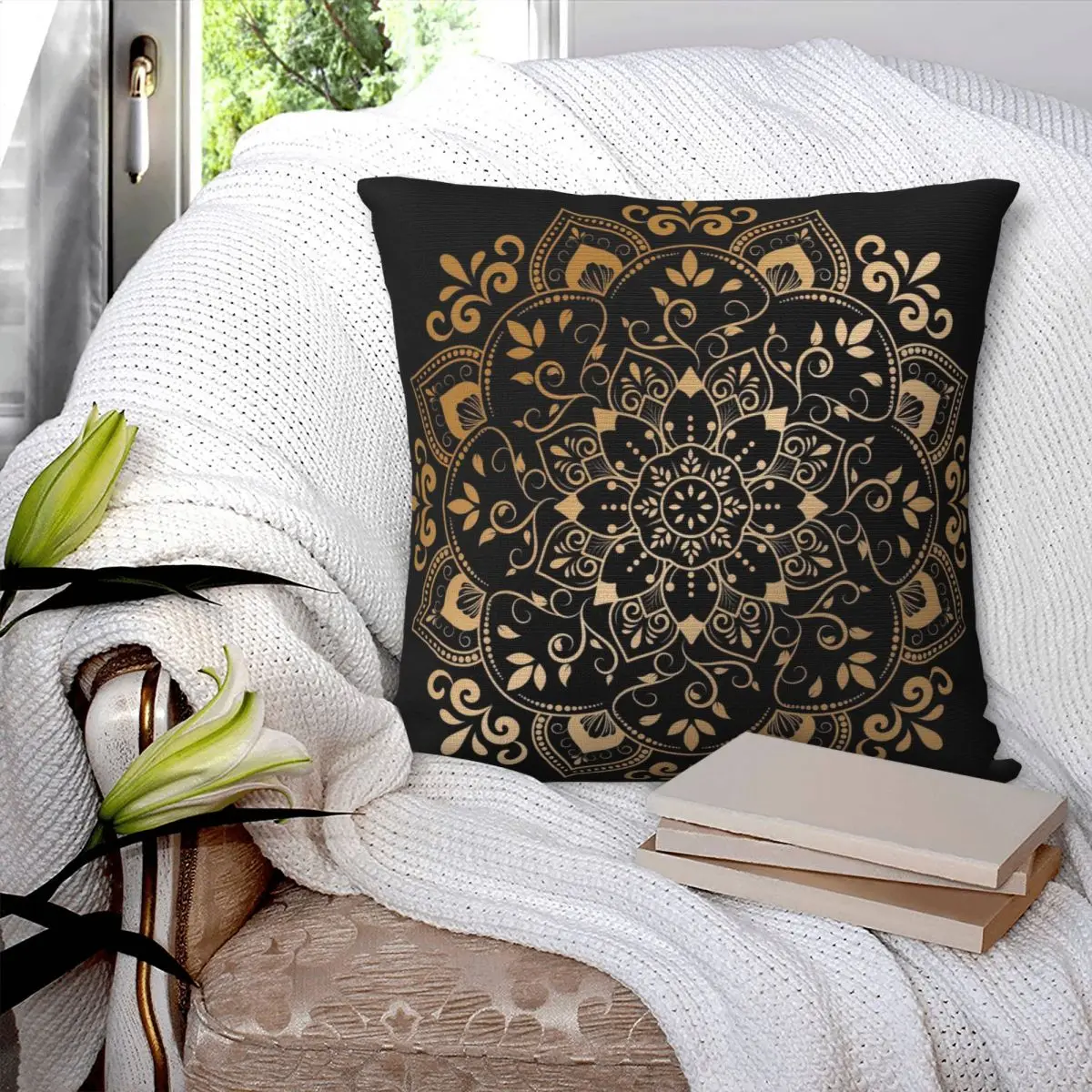 

Luxury Gold Vintage Mandala Design Pillowcase Printed Cushion Cover Sofa Waist Pillow Pillow Cover